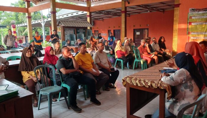 Pemkab Batang Salurkan Bantuan Stimulan untuk Korban Gempa