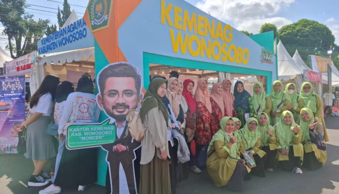 Inovasi Madrasah dan Layanan Keagamaan Ramaikan Wonosobo Festival UKM Expo