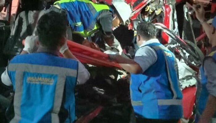 Kecelakaan Maut di Tol Solo-Ngawi, 6 Orang Tewas