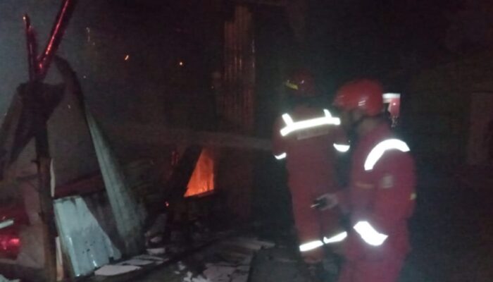 Korsleting Listrik Hanguskan Warung Kopi di Cilacap, Kerugian Capai Rp5 Juta