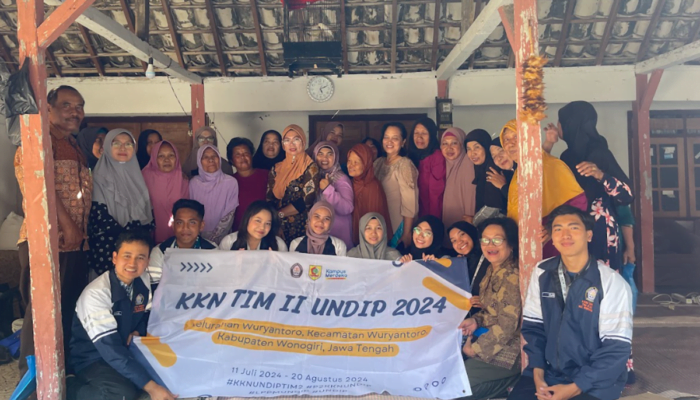 UMKM Wuryantoro Go Digital: KKN Undip Ajak Pelaku Usaha Manfaatkan Media Sosial