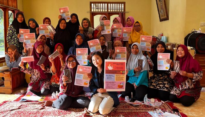 KKN Undip Ajarkan Ibu-ibu PKK Kelola Keuangan Rumah Tangga dengan Cerdas