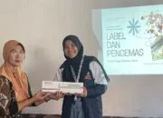 Mahasiswa Undip Berdayakan UMKM Wuryantoro, Bikin Produk Lokal Makin Menarik