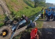 Kronologi Truk Terguling di Drainase Tol Semarang: Akibat Rem Blong