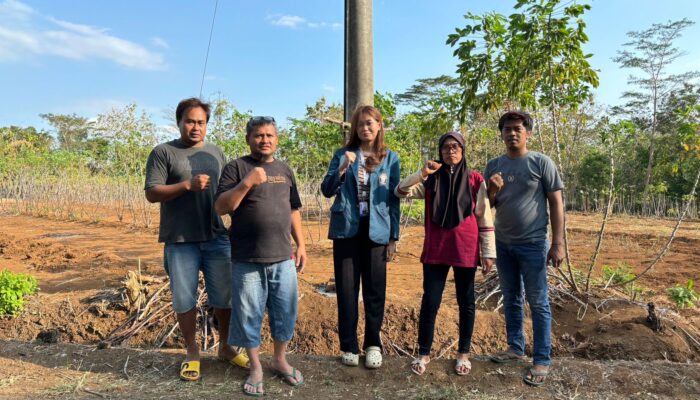 Mahasiswa KKN Undip Atasi Kegelapan di Dusun Jaten dengan Inovasi Energi Surya