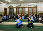 Mahasiswa Undip Bekali Remaja Krakitan Literasi Digital, Lindungi Diri dari Ancaman Cybercrime