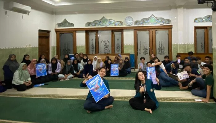 Mahasiswa Undip Bekali Remaja Krakitan Literasi Digital, Lindungi Diri dari Ancaman Cybercrime
