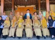 Menuju Desa Inggris di Bendosari: Metode CLT Bikin Guru SD Makin Percaya Diri