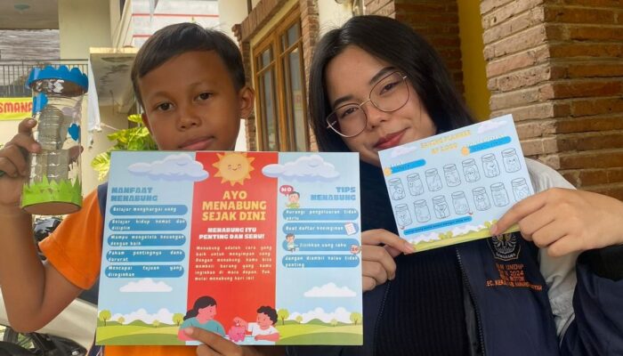 KKN Undip Ajak Anak-Anak Botok Menabung Kreatif Sejak Dini Pakai Botol Bekas