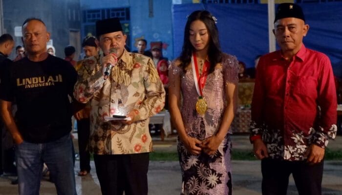 Inspirasi Anak Muda: Tharisa Dea Florentina Sukses Raih Emas Wushu di PON XXI