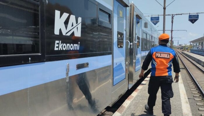 KA Logawa Stainless Steel New Generation: Rute Purwokerto-Jember Kini Lebih Modern