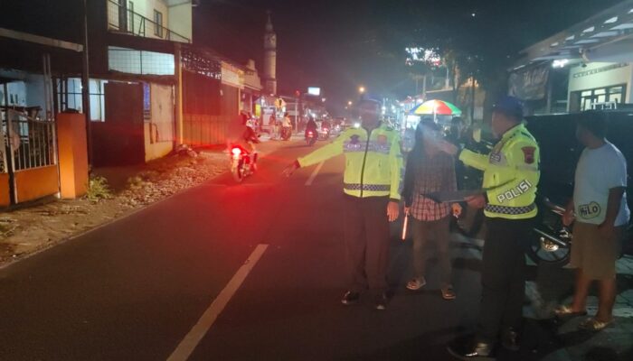 Kecelakaan Maut di Banyumas: Remaja Tewas Setelah Ditabrak Mobil