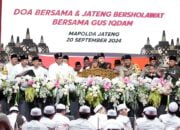 Meneladani Sifat Lebah: Gus Iqdam Serukan Persatuan di Acara Jateng Bersholawat