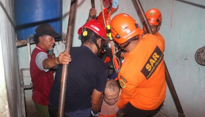 Pintu Terbuka Sejak Kemarin, Pria Pekalongan Ternyata Jatuh ke Sumur