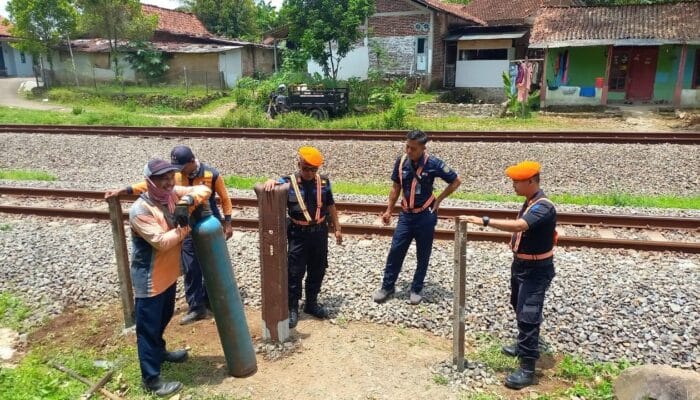 KAI Daop 5 Purwokerto Tutup 8 Perlintasan Ilegal, Wujudkan Keselamatan Bersama