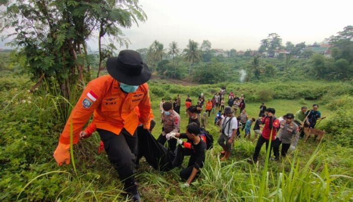 Setelah Pencarian 6 Hari di Brebes, Jasad Kakek Yang Hilang Ditemukan 500 Meter Dari Titik Awal