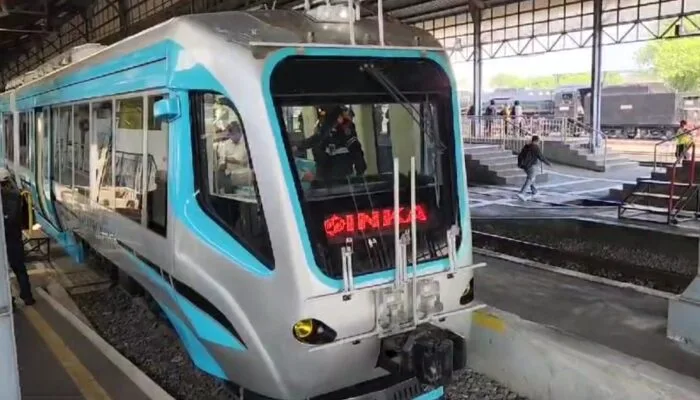 Transportasi Masa Depan: Trem Otonom Ramah Lingkungan Diuji Coba di Kota Solo